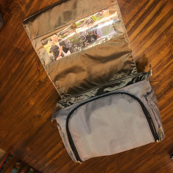 Jujube Messenger Bag “The Queen of the Nile” print - Picture 4 of 8